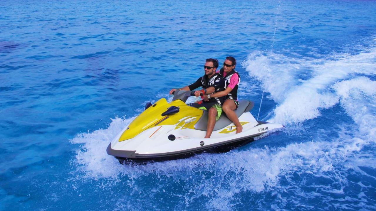 Kudadoo Maldives Private Island Hotel Komandoo  Екстериор снимка